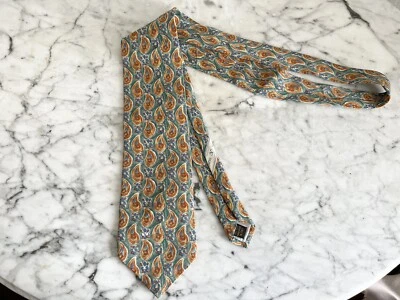 Corbata italiana de seda Valentino Cravatte floral cachemira acuarela Italia Foto 1 de 3