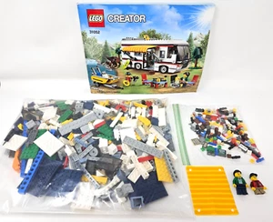 Lego Creator 31052 - Vacation Getaways RV Camper w/ Manual! COMPLETE!! - Picture 1 of 5