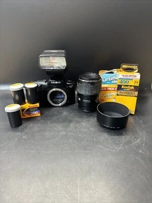 Vintage Minolta Maxxum 5xi + Lens, Flash, Film/ Untested! - Image 1 of 4