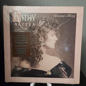 KATHY MATTEA: Untasted Honey SHRINK 1987 18 Wheels Lyrics Orig Inner - Bild 1 von 6