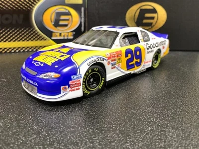 ELITE RCCA KEVIN HARVICK #29 GM GOODWRENCH SERVICE PLUS/AOL 2001 MONTE CARLO - Image 1 of 4