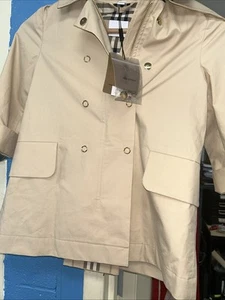 NEW Burberry Hooded Coat Rain Coat Jacket Size 6T Tan/ BB LINER - Picture 1 of 6