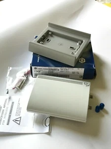 HUBER SUHNER 2 x 2 MIMO WI-FI 2.3 - 2.5GHz ANTENNA HIGH GAIN +8.5dBi fbc4a2 - Picture 1 of 7