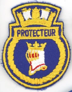 NEW UNIFORM BADGE FROM H.M.C.S. PROTECTOR ROYAL CANADIAN NAVY REFUELLING SHIP - Bild 1 von 2