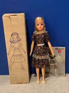 Vintage MARX SINDY Fashion Doll 11“ #1002 IOB (1) - Picture 1 of 12