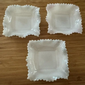 Set of 3 Vtg Indiana Glass Diamond Point Ruffled Opalescent Square Candy Dishes - Picture 1 of 9