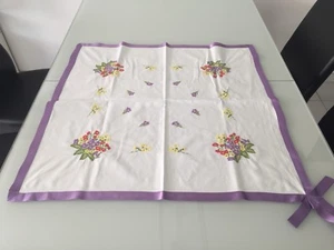 Alte Tischdecke Mitteldecke Stickerei 1073/18 - Picture 1 of 5