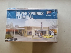 WALTHERS CONERSTONE 933-2934 SILVER SPRING TERMINAL KIT HO SCALE - Picture 1 of 6