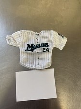 2005 UD Mini Jersey Collection Miguel Cabrera Marlins 500 Home Runs