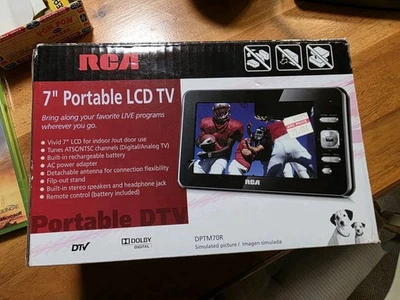 RCA Digital TV DPTM70R Portable 7" LCD Built-In Speakers & Case TESTED Remote  - Image 1 of 4