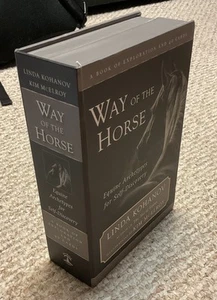 Way Of The Horse Equine Archetypes For Self Discovery & 40 Cards Linda Kohanov - Imagen 1 de 7