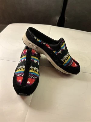 EASY SPIRIT TRAVELTIME WOMEN’S 9.5W Textile Mules Southwest Design Unique - Image 1 of 4