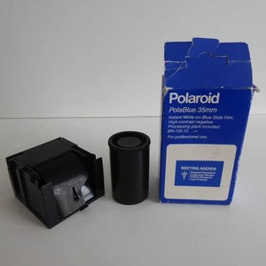 Polaroid PolaBlue Instant White On Blue 35mm Diafilm 12 Exp, Expired - Bild 1 von 6