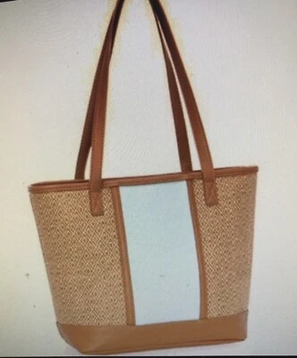 Treinta y un pequeño soñador en paja de diamante  Foto 1 de 4