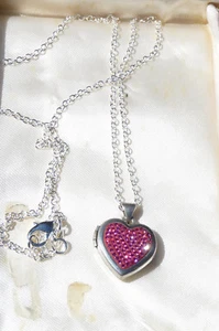 Vintage 925 St Silver Sparkling Pink Rhinestone Heartshaped Photo Locket - Picture 1 of 11