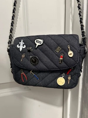 Zara 基本系列牛仔钱包肩带非常可爱 — 第 1/2 张图片