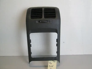 06-09 VOLKSWAGEN GOLF CENTER CONSOLE REAR VENTS AC HEATER A/C HEAT OEM BLACK - Picture 1 of 12