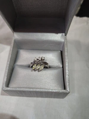 Lia Sophia Yellow Stone 925 Sterling Silver Ring Sz 7.5 - Image 1 of 3