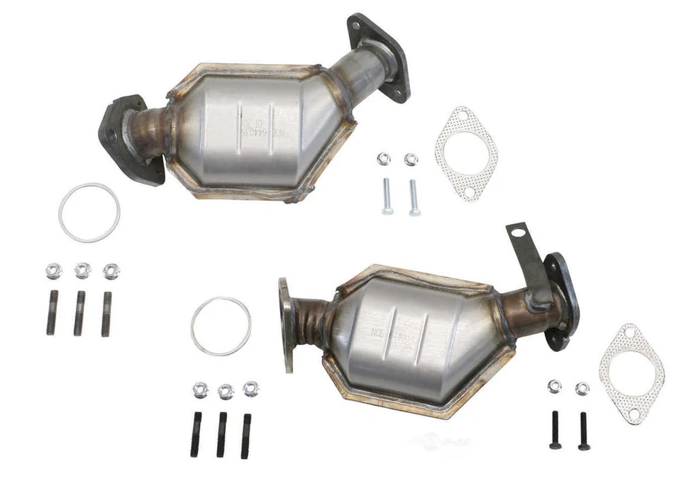 Convertidor catalítico delantero y trasero y junta para Chevrolet Traverse 3,6 L 2009-2017 Foto 1 de 4