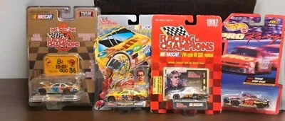 LOTE Ernie Irvan Havoline Ford Thunderbird 1997 NASCAR Racing Champions Hot Wheel Foto 1 de 4