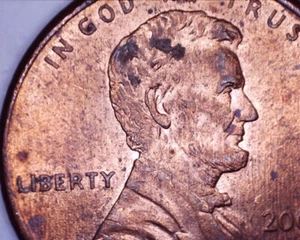 2002 P memorial cent with PLATING BLISTER below ear. doubled ear? check pics - Picture 1 of 12