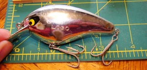 V6752 F SMITHWICK LOBO FISHING LURE - Picture 1 of 5