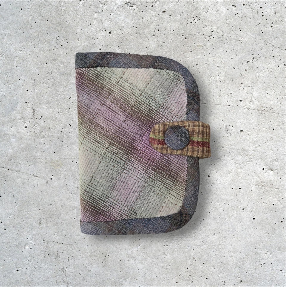 Cartera para mujer tela hecha a mano Tamaño: Ancho 11 cm, Alto 16 cm. Foto 1 de 4