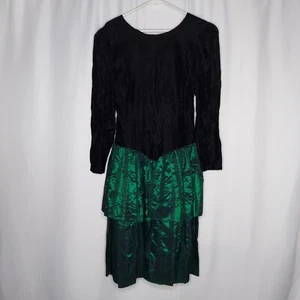 Donna Morgan Vtg 60s Dress 11/12 Black Velvet Green Tier Long Sleeve Whimsigoth - Picture 1 of 11