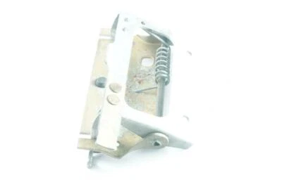 Bisagra de soporte de manija de puerta exterior pasajero trasero derecho bmw e30 83-88 528e 535i Foto 1 de 4
