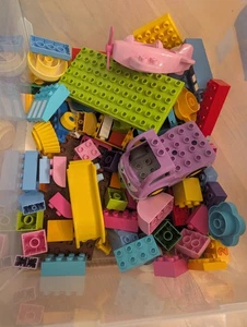Lot Of 4 Pounds LEGO DUPLO BRICKS & PARTS 4lbs - Picture 1 of 5