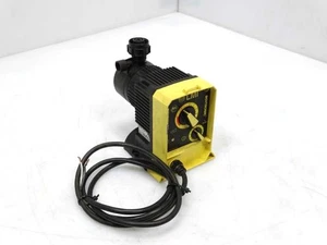 LMI A141-813SI PUMP - Picture 1 of 3