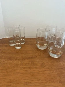Baileys Gold Confetti Glasses /4/Tumblers /4/Shot Glasses /mint - Picture 1 of 7