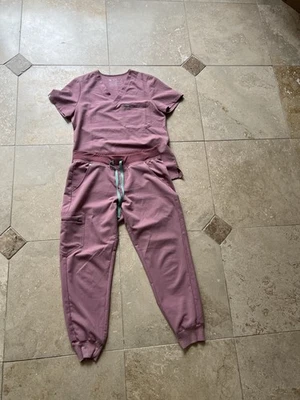 无花果女式 Catarina One 口袋磨砂上衣 Zamora Jogger Mauve 套装 S 码 — 第 1/4 张图片