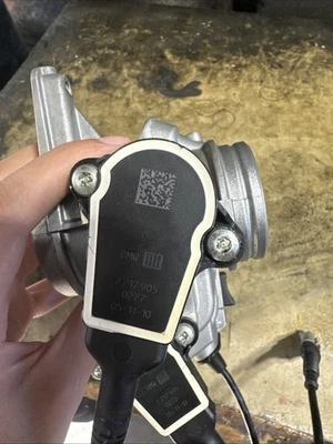 Carrocerías del acelerador BMW S1000RR 2009-2014 Foto 1 de 4