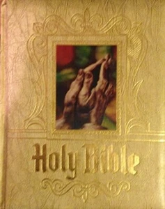 Holy Bible, Alphabetical Indexed Family Devotional Red-Letter Edition Hardcover - Imagen 1 de 3
