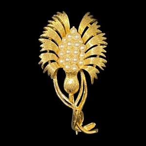 Spilla spilla vintage firmata Lisner stilizzata mais sulla pianta di pannocchia testurizzata oro - Foto 1 di 7