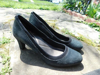 Easy Spirit Airey Shiny leather pump snake emboss 2.5" heels Classy Comfort 7.5 — 第 1/4 张图片