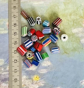 20 Vintage Glass Chevron Beads Bead Multicolour 5-12mm - Picture 1 of 1