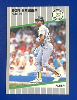 1989 Fleer Baseball Ron Hassey Oakland Athletics #9 - Image 1 of 2