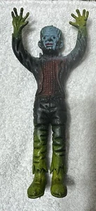 BEN COOPER-esq DE COLECCIÓN GOMA JIGGLER FRANKENSTEIN FIGURA MONSTRUO CARA AZUL - Imagen 1 de 7