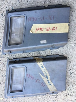 MAZDA RX4 929 VAGÓN DERECHO TRASERO REVERTIR LUZ TRASERA PANEL PUERTA NUEVO GENUINO NOS Foto 1 de 4