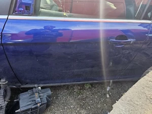 FORD FOCUS MK3 11-18 FRONT LEFT PASSENGER SIDE DOOR IN DEEP IMPACT BLUE - Picture 1 of 1