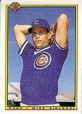 1990 Bowman Chicago Cubs Baseball Card #22 Mike Bielecki