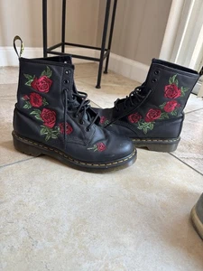 1460VONDA DR. MARTENS WOMEN LEATHER BOOT BLACK SOFTY SIZE 9 - Picture 1 of 1