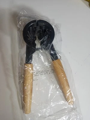 Super Nutcracker Brand New For Different Size Nuts #au - Image 1 of 4