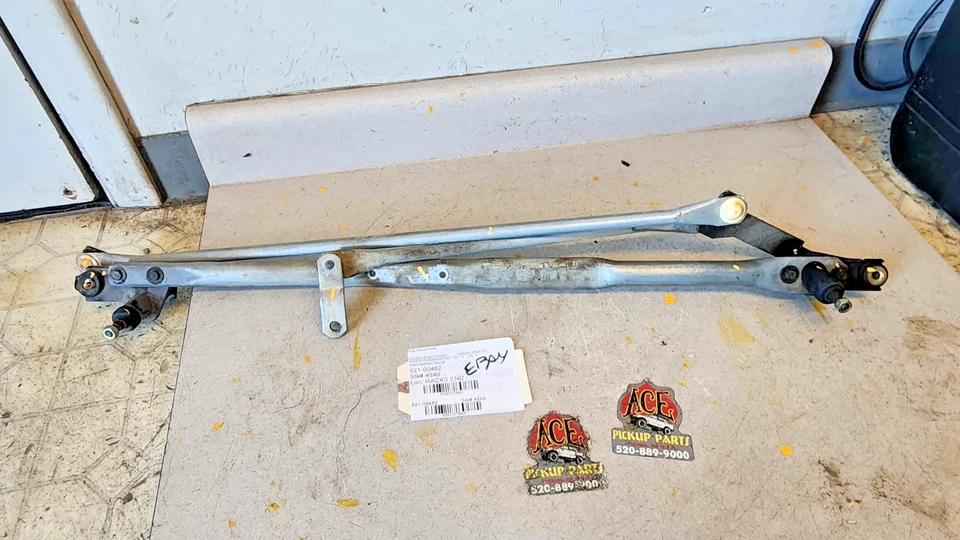 99-03 Chevy Silverado GMC Sierra 1500 OEM Windshield Wiper Transmission Linkage - Изображение 1 из 4