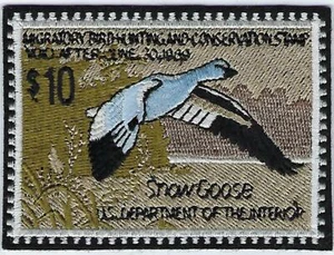 FEDERAL DUCK STAMP EMBROIDERED EMBLEM (HEAT SEAL) RW-55 SNOW GOOSE by: DAN SMITH - Picture 1 of 1