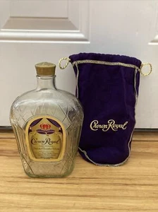 Crown Royal 1L Fine Deluxe Blended Canadian Empty Whisky Bottle and Purple Bag - Picture 1 of 12