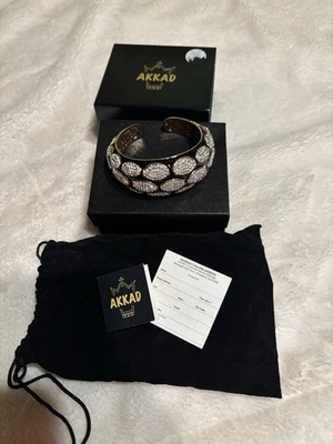 AKKAD Mayfair 黑色珐琅铰边手镯手链 Med HSN — 第 1/4 张图片