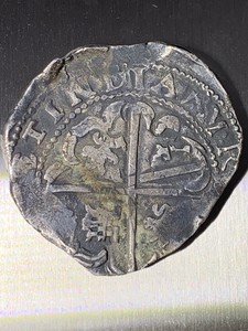 8 reales del macaco anterior 1700 (old coin before 1700)